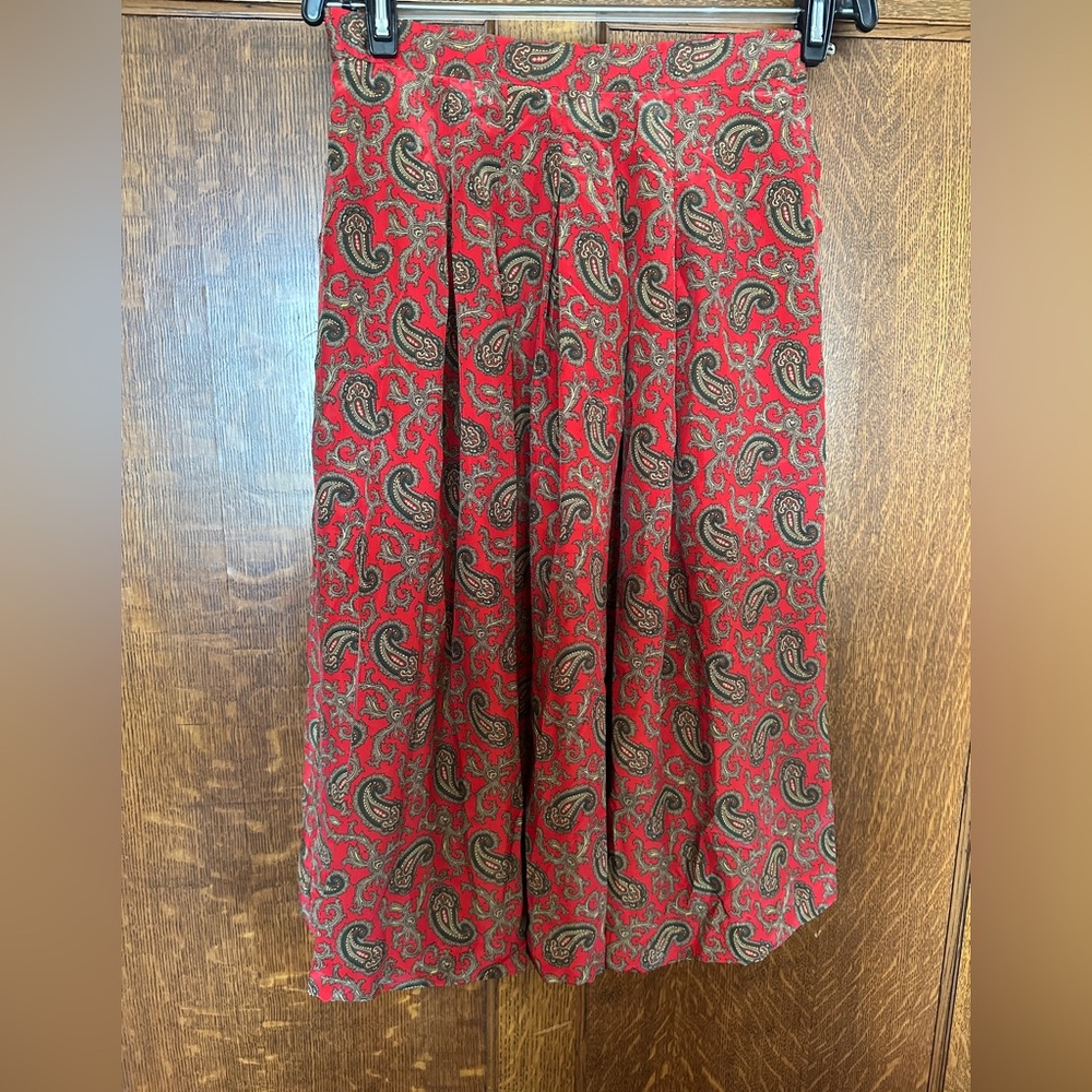 70s Vtg The Villager Red Paisley Midi Skirt, Size 12